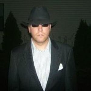 Meet your Posher, Christopher